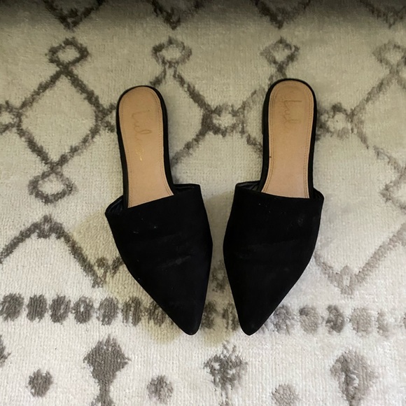 Lulu’s black pointed toe slip on shoes - Picture 5 of 6